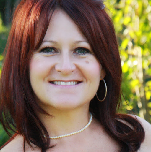 Kellie Fleming Photo 10