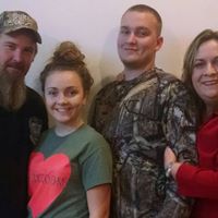 Robin Hurst Photo 25