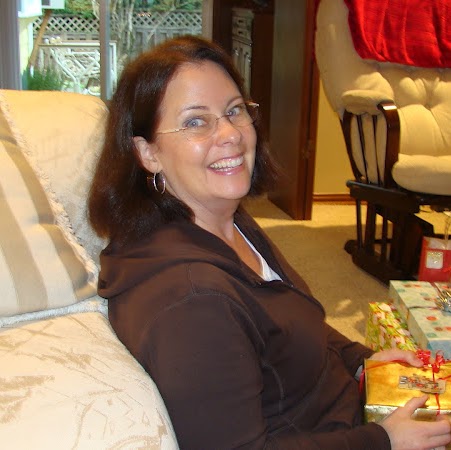 Lori Gutierrez Photo 22