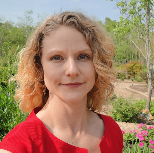 Mary Larsen Photo 15