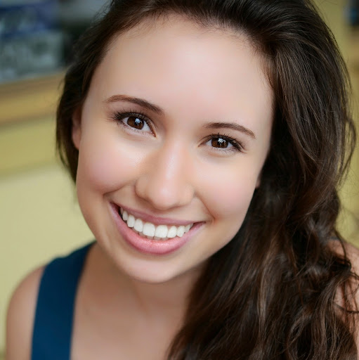 Shelley Brooks Photo 32
