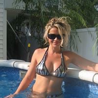 Erica Bruce Photo 15