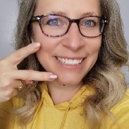 Candace Schultz Photo 3