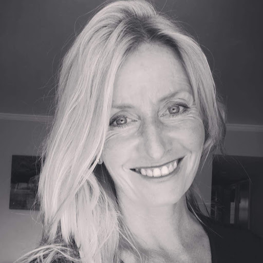 Julie Angel Photo 14