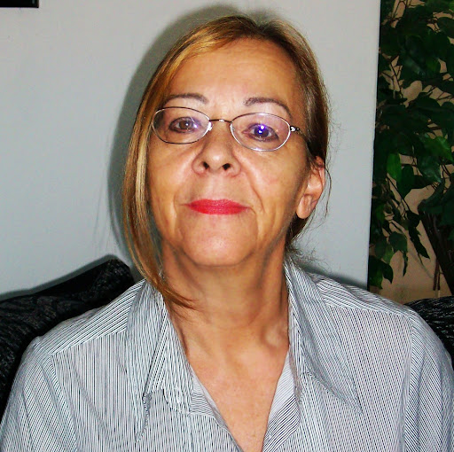 Marianne Warren Photo 29