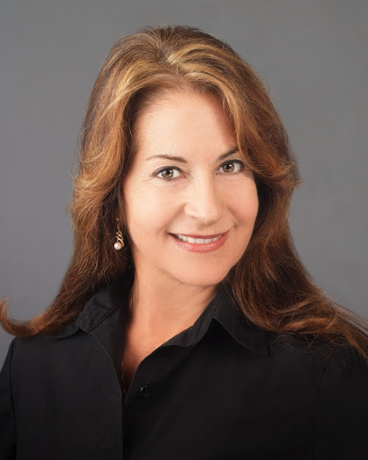 Lisa Hart Photo 23