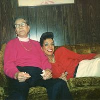 Natalie Wells Photo 18