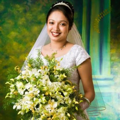 Elizabeth Jacob Photo 29