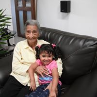 Jeannette Campos Photo 23