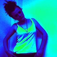 Jessie Spence Photo 28