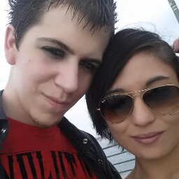 Michelle Ellison Photo 25