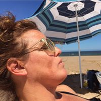 Julie Traynor Photo 6