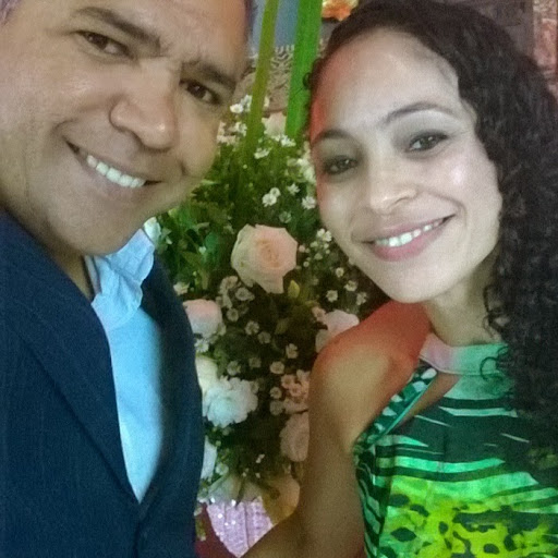 Sandra Albert Photo 21