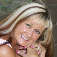 Robyn Christensen Photo 13