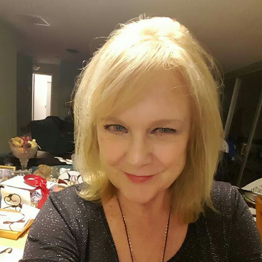 Debbie Barnes Photo 9