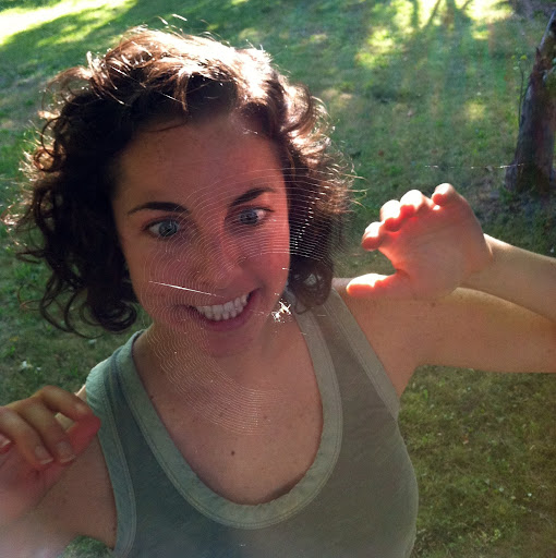 Emma Barnes Photo 44