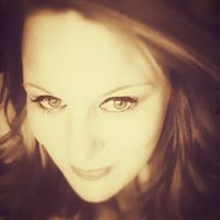 Sara Lancaster Photo 16