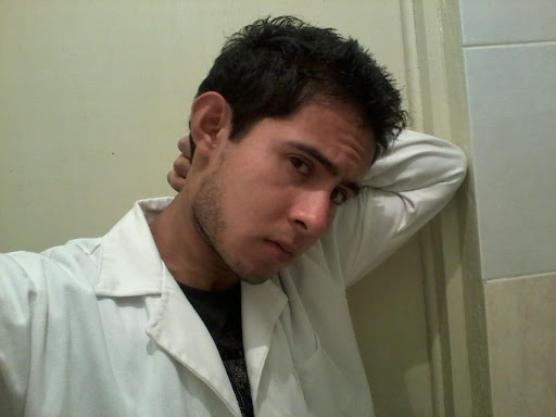 Kris Snyder Photo 23