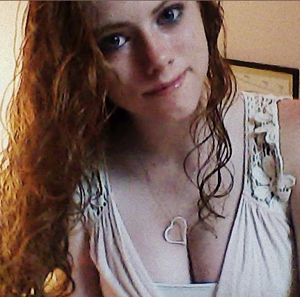 Julia Powers Photo 19