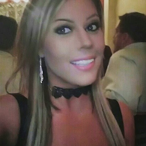 Alyssa Benson Photo 8