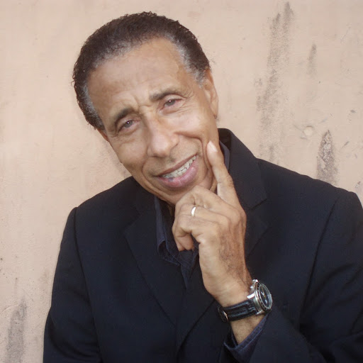 Tony Gregory Photo 36