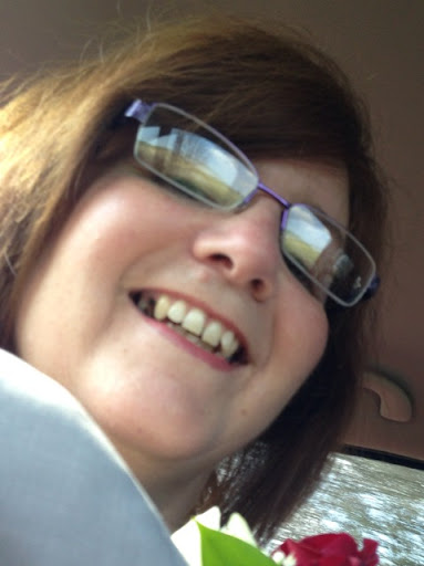 Anne Bacon Photo 13