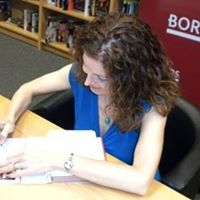 Shannon Hammer Photo 37