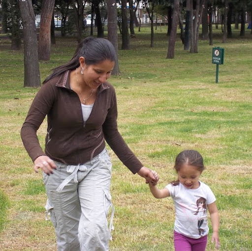 Edna Rojas Photo 7