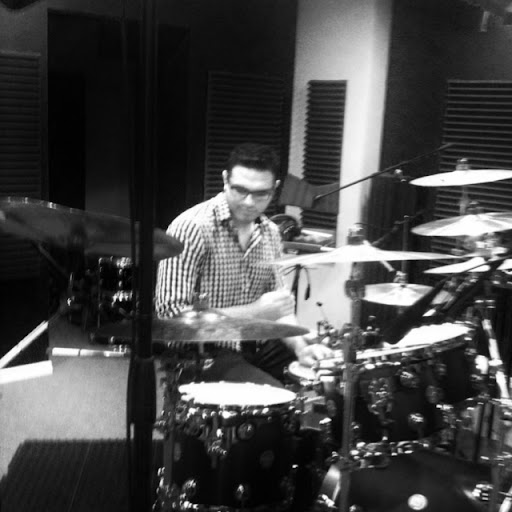 Adrian Aguilar Photo 22