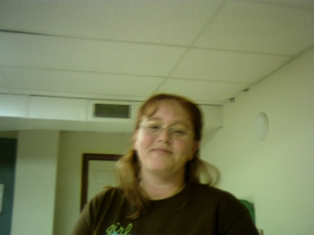 Amy Hewitt Photo 32