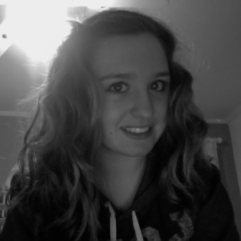 Alyssa Perry Photo 31