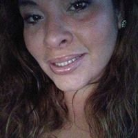 Erika Paredes Photo 9