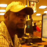 Alexandra Robbins Photo 22