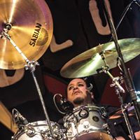 Pat Leon Photo 15