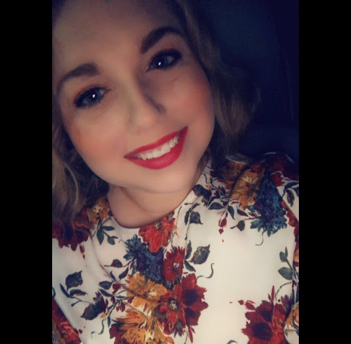 Hannah Robbins Photo 15