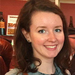 Caroline Dailey Photo 9