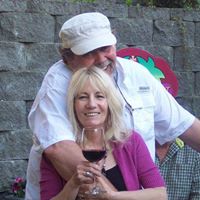 Debra Groves Photo 9