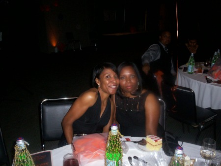 Michelle Arnett Photo 28