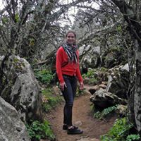 Stephanie Schubert Photo 8