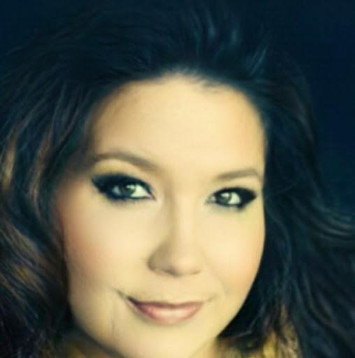 Anita Warren Photo 35