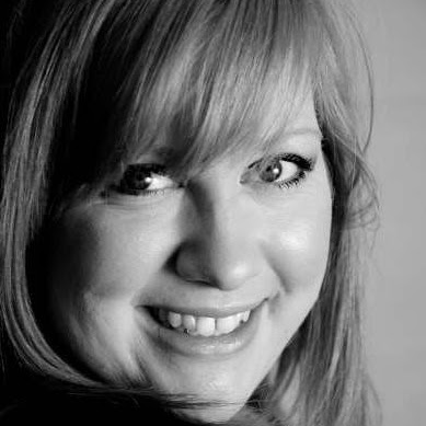 Jennifer Giles Photo 36