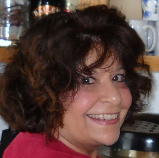 Eileen Bell Photo 39
