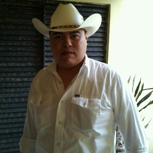 Hernan Silva Photo 29