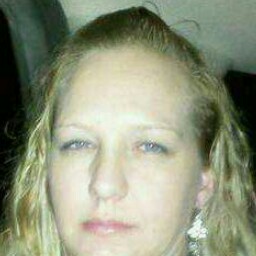 Tara Wagner Photo 15