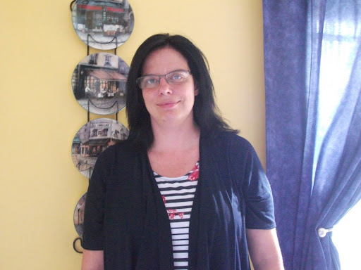 Julie Hamel Photo 16