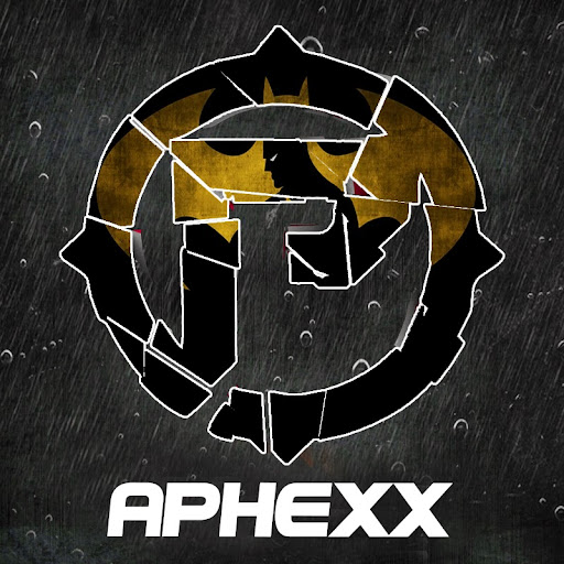 Michael Vela Photo 31