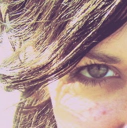 Esther Sharp Photo 3