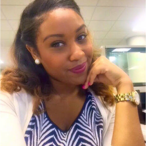 Erica Burnett Photo 13