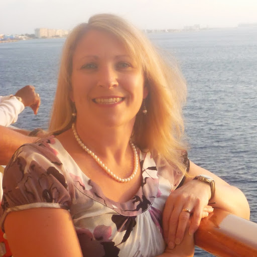 Kari Erickson Photo 18