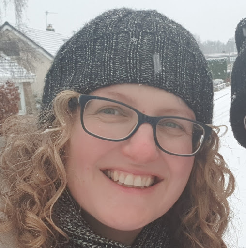 Julie Humphries Photo 12